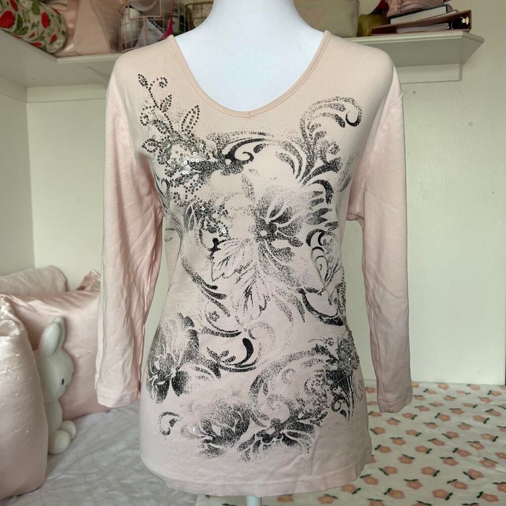Karen-scott Women's Pink and Black T-shirt